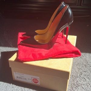 Christian Louboutin so Kate black patent leather 36.5 fits like a 6.5.